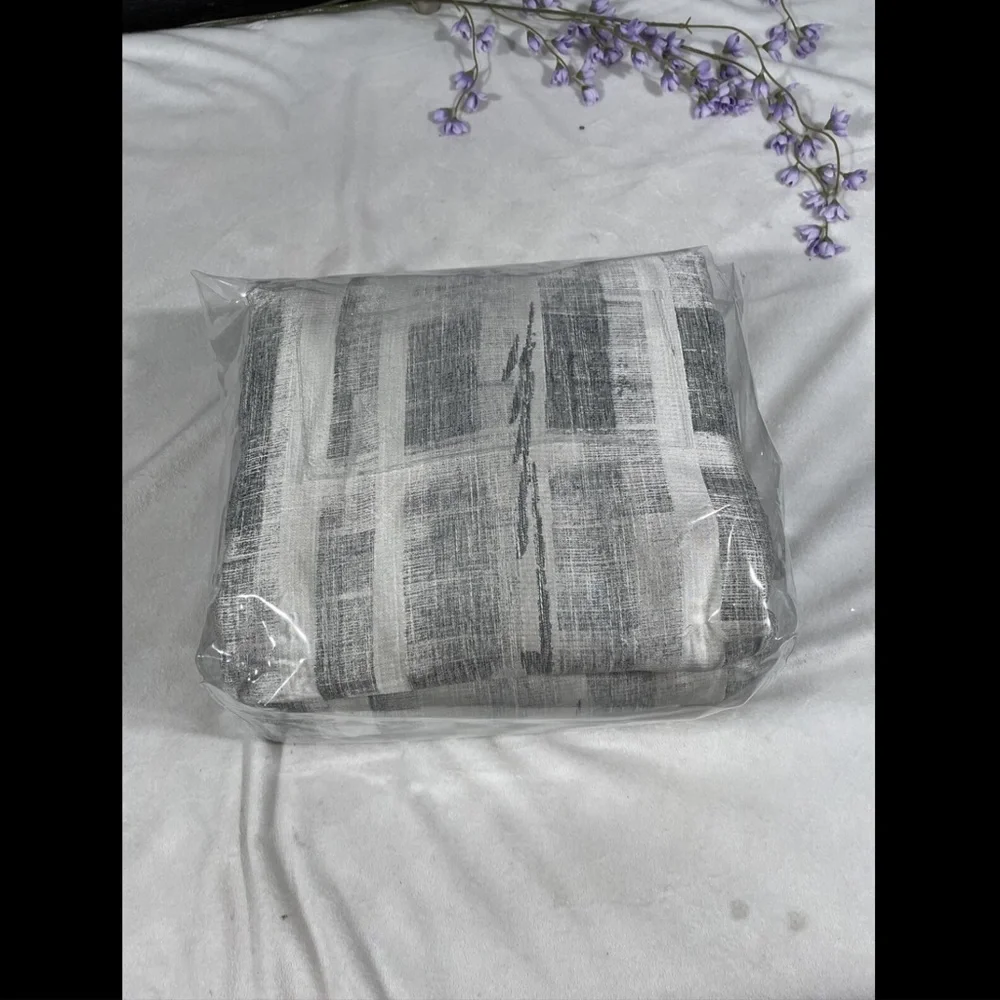 NIB Hotel Collection [‎ Full / Queen ] Broken Stripe Duvet Cover ONLY
